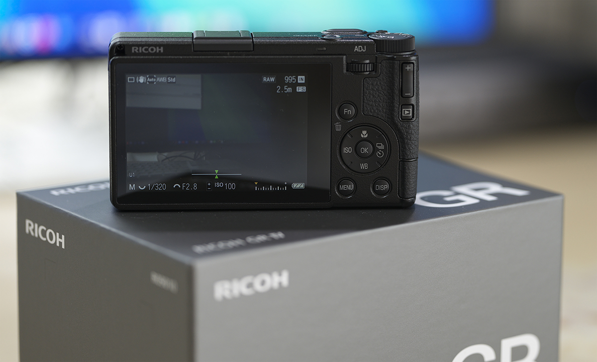 RICOH GR IVリア